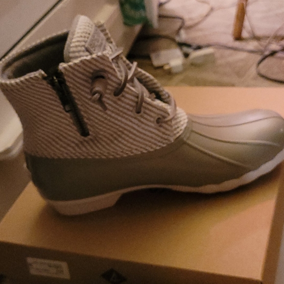 Sperry duck boota - Picture 3 of 3